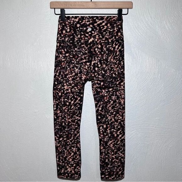 Lululemon Wunder Train High-Rise Crop 21" in Motion Flux Multi - Picture 4 of 7